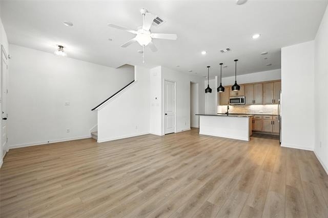 630 Redwood Way - Photo 2