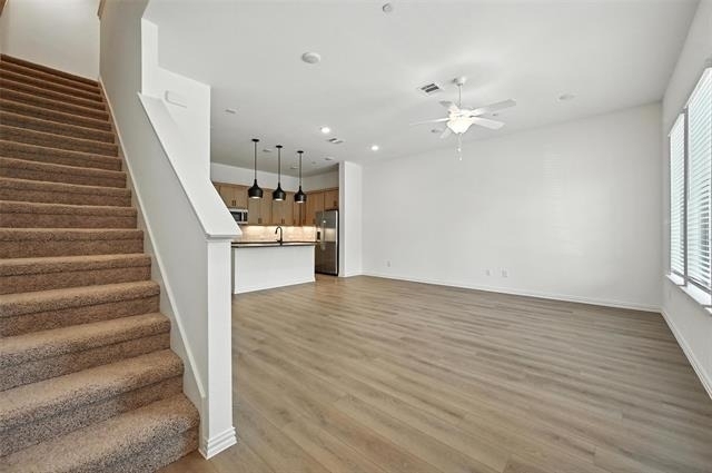 630 Redwood Way - Photo 1