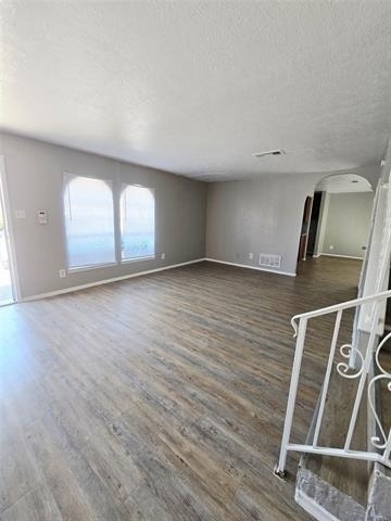 3954 Altoona Drive - Photo 2