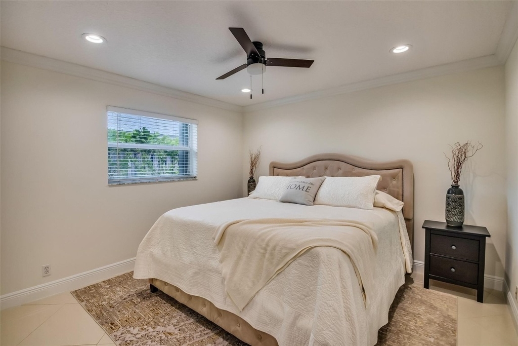 2750 Se 4th Street - Photo 36