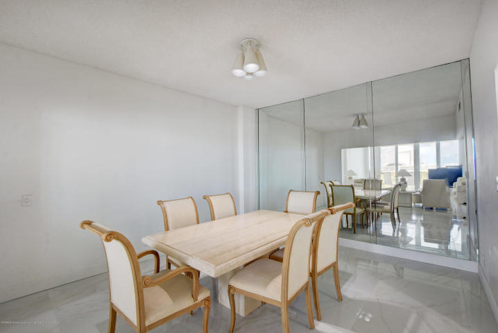 100 Worth Avenue - Photo 6