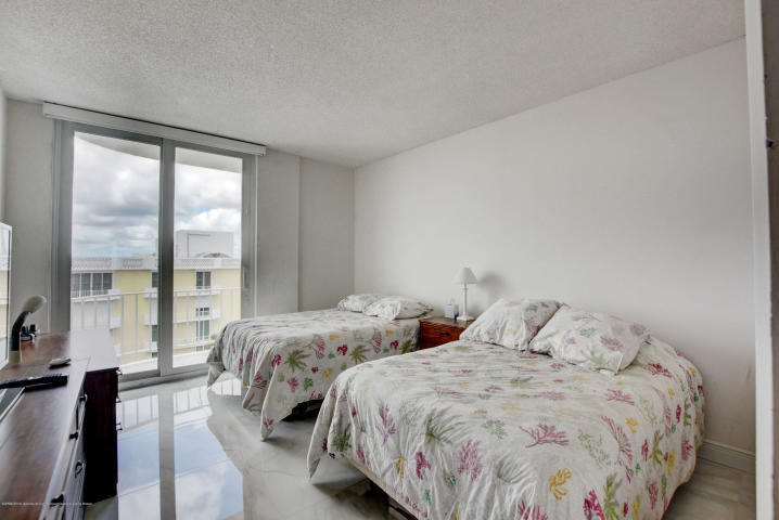 100 Worth Avenue - Photo 12