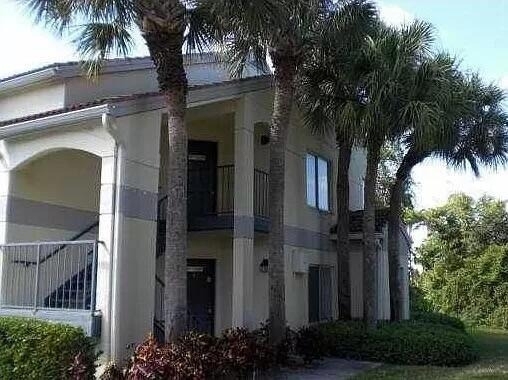 815 W Boynton Beach Boulevard - Photo 0