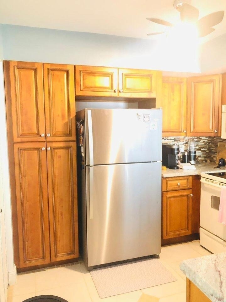 815 W Boynton Beach Boulevard - Photo 10