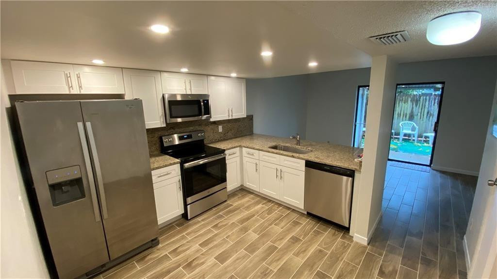 5269 Sw 40th Avenue - Photo 0