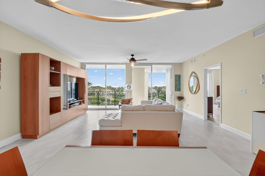 550 Okeechobee Boulevard - Photo 6