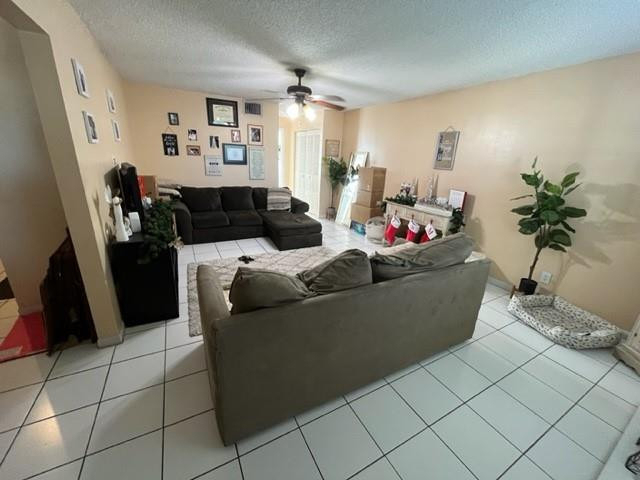 500 Ne 2nd Street - Photo 2