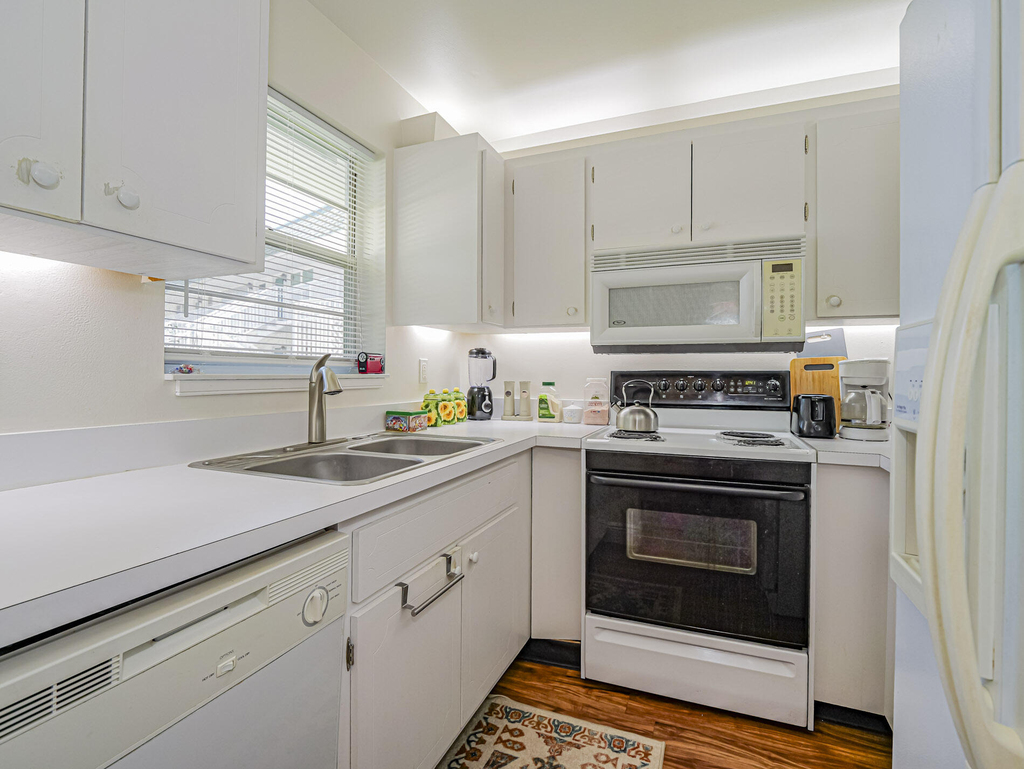 2800 Indian River Boulevard - Photo 3