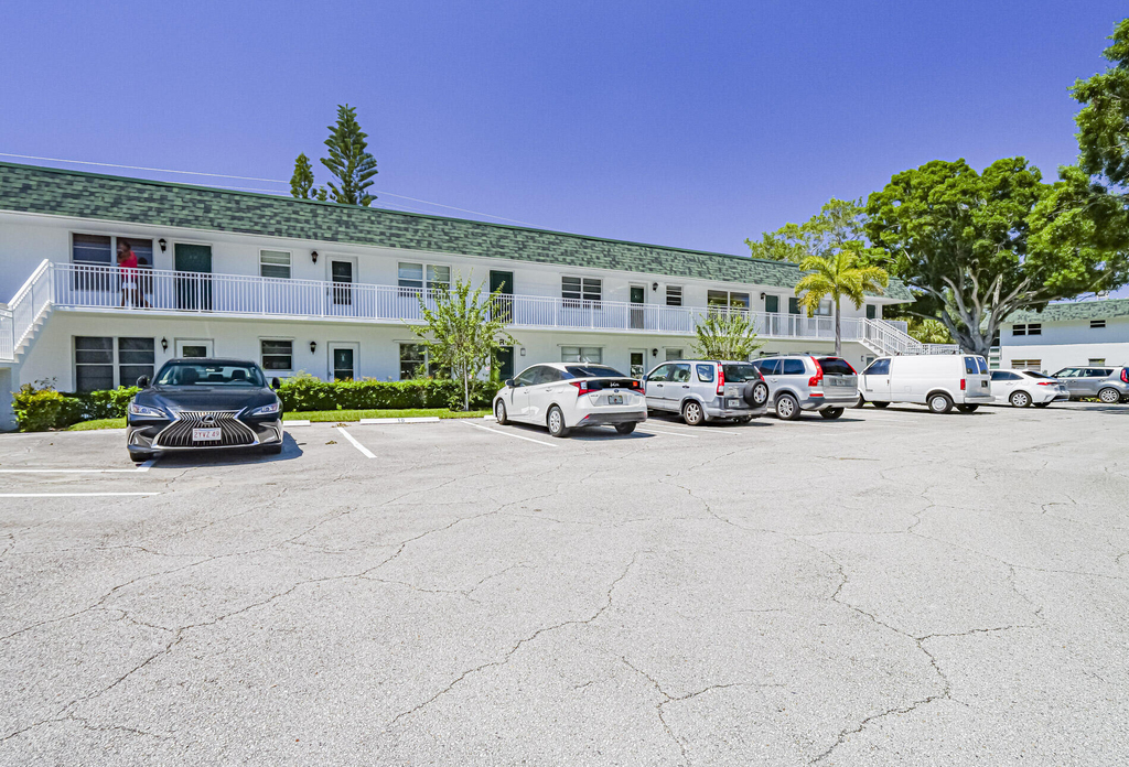 2800 Indian River Boulevard - Photo 18