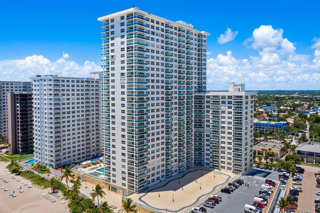 3900 Galt Ocean Drive - Photo 48