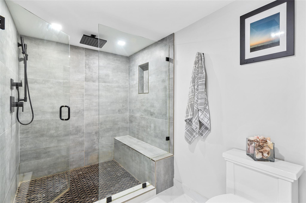 3900 Galt Ocean Drive - Photo 32