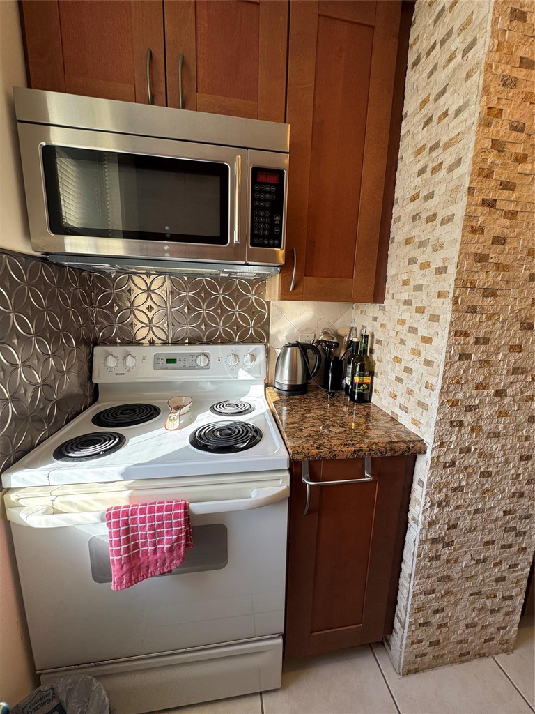 111 Briny Avenue - Photo 4