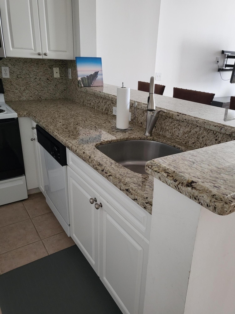 520 Se 5 Avenue - Photo 10