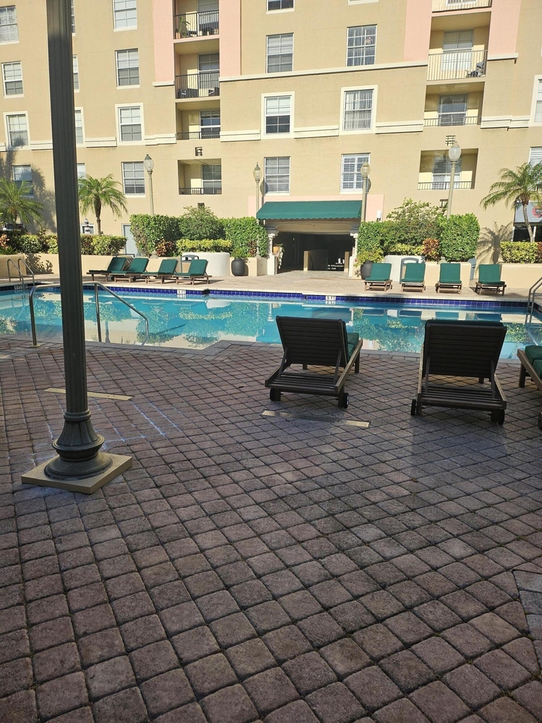 520 Se 5 Avenue - Photo 22