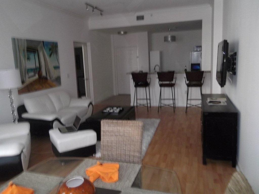 520 Se 5 Avenue - Photo 1