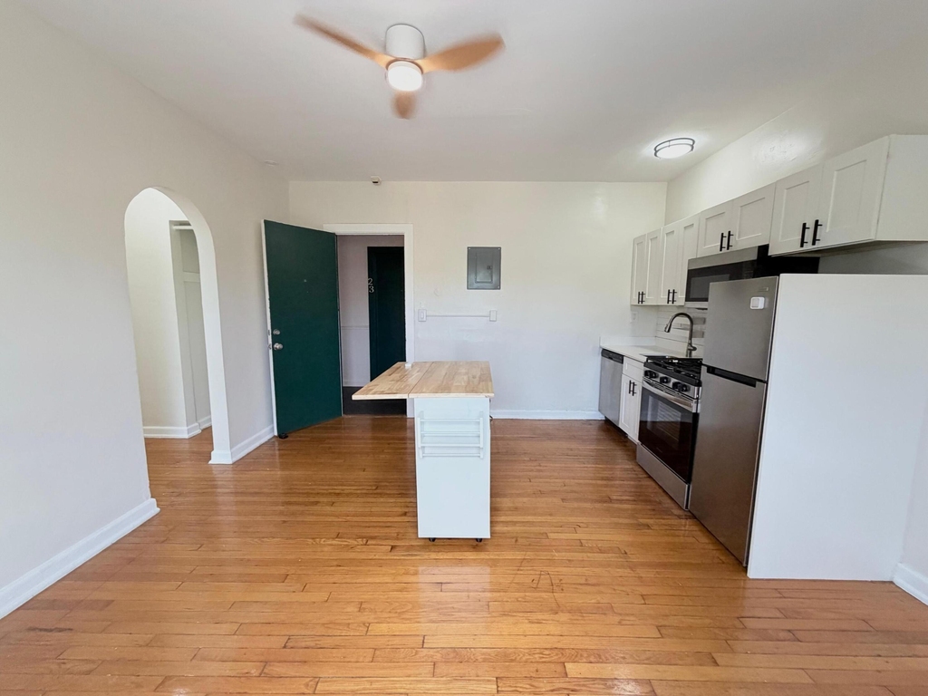 623 Park Place - Photo 8