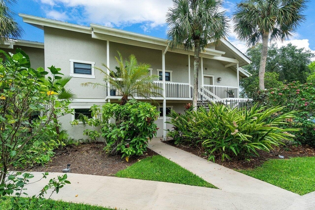 11863 Wimbledon Circle - Photo 7