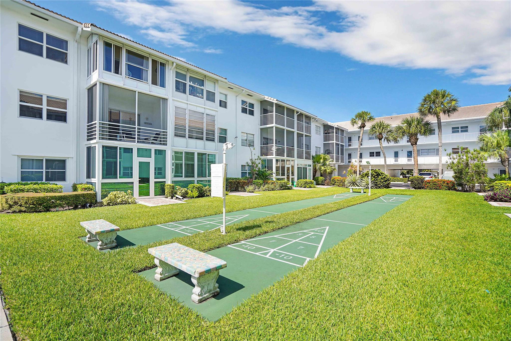 1461 S Ocean Boulevard - Photo 32