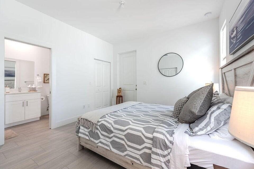 2677 Hiawatha Avenue - Photo 22