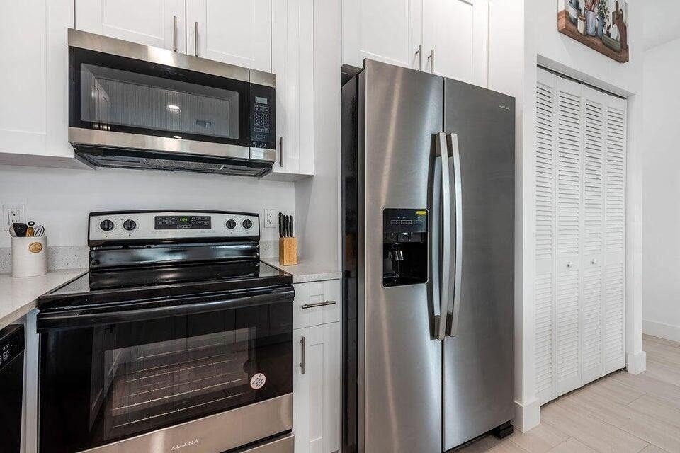 2677 Hiawatha Avenue - Photo 9