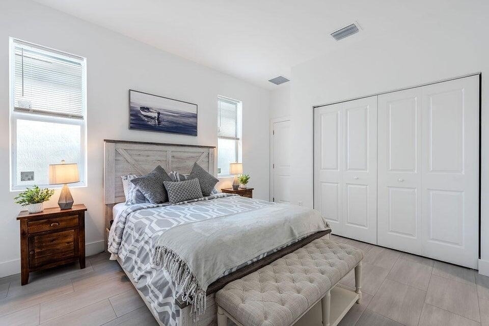 2615 Hiawatha Avenue - Photo 20
