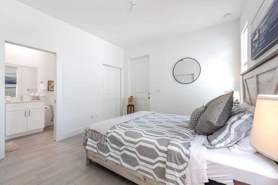 2615 Hiawatha Avenue - Photo 22