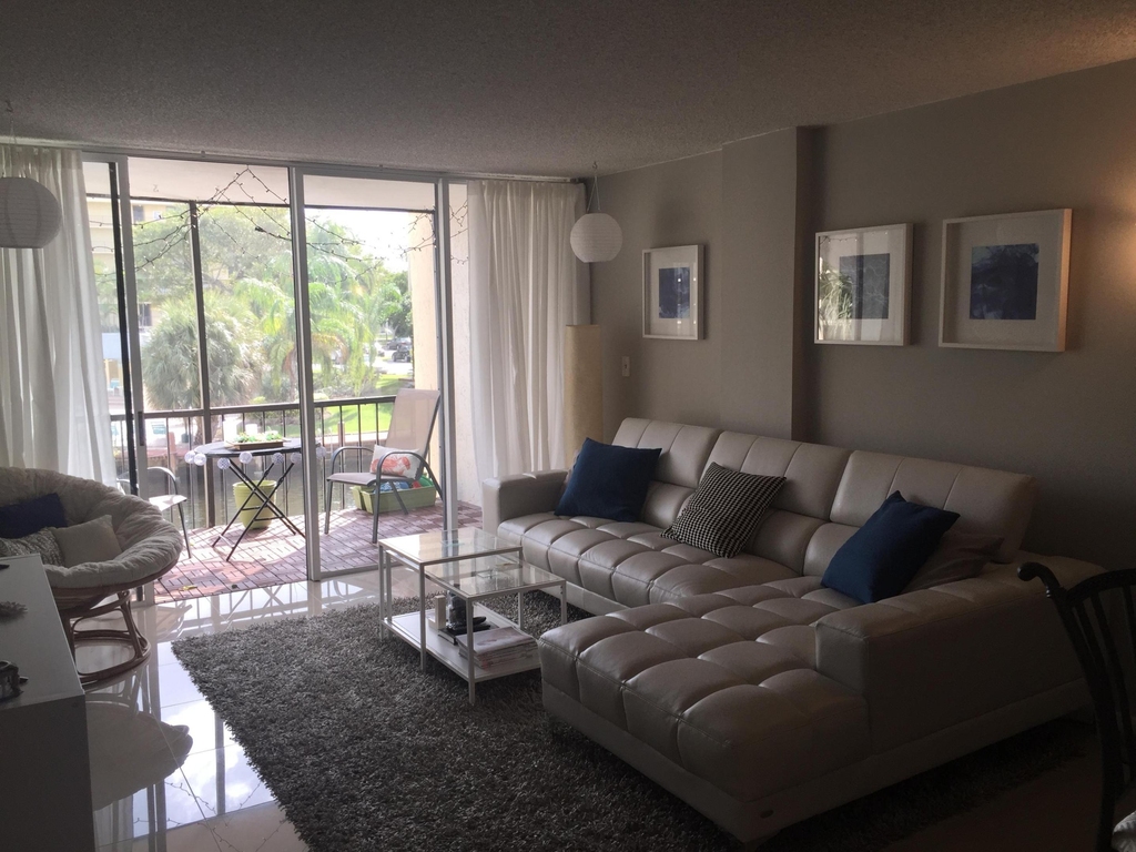 10 Royal Palm Way - Photo 12