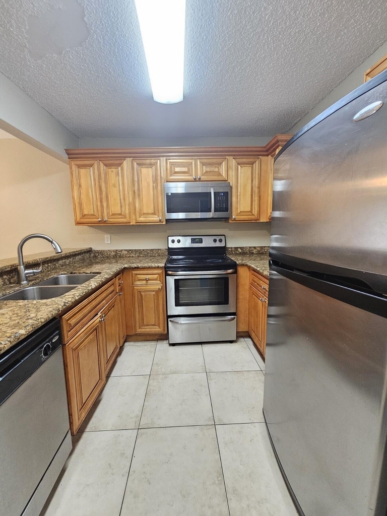 1561 Windorah Way - Photo 6