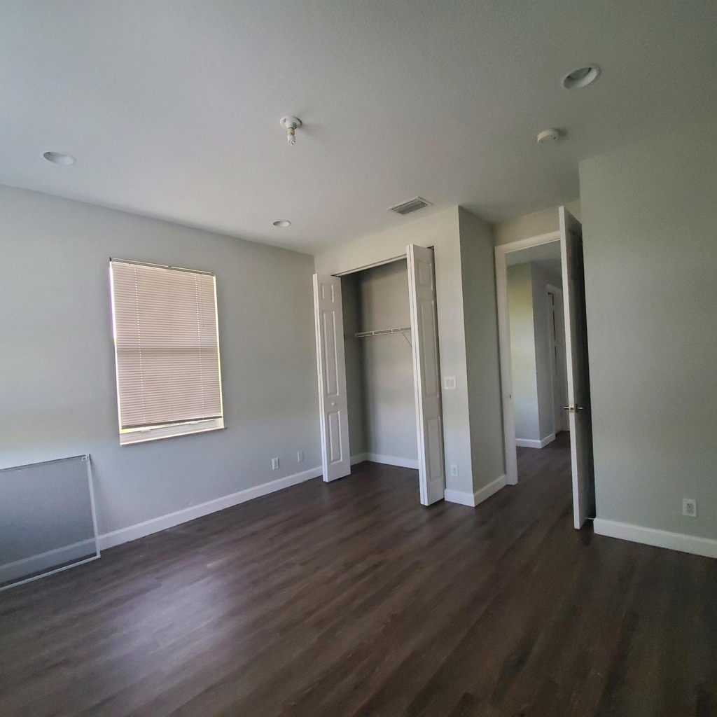 115 Akron Street - Photo 9