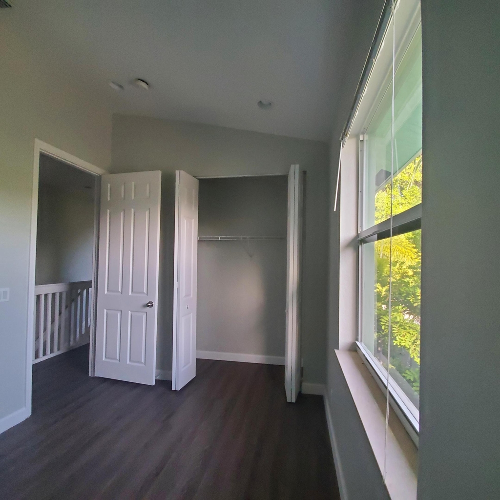 115 Akron Street - Photo 11