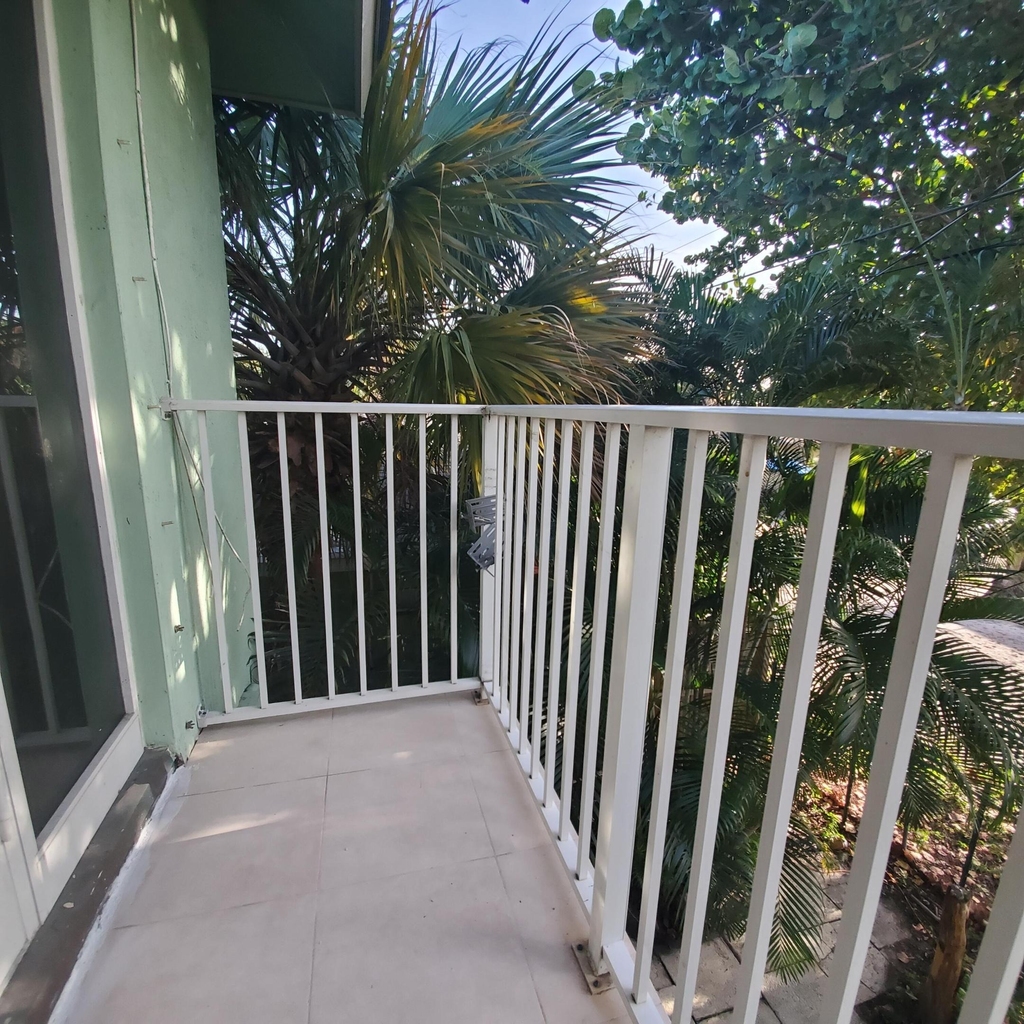 115 Akron Street - Photo 18