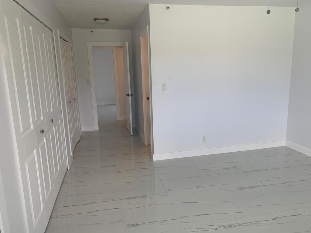 2786 Tennis Club Drive - Photo 6