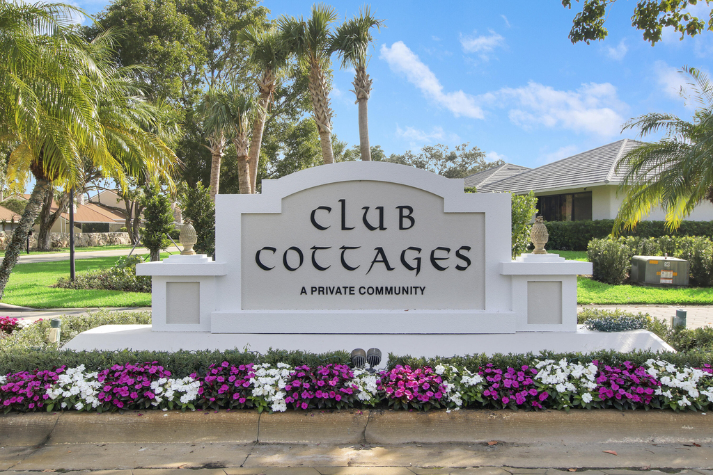 811 Club Drive - Photo 6