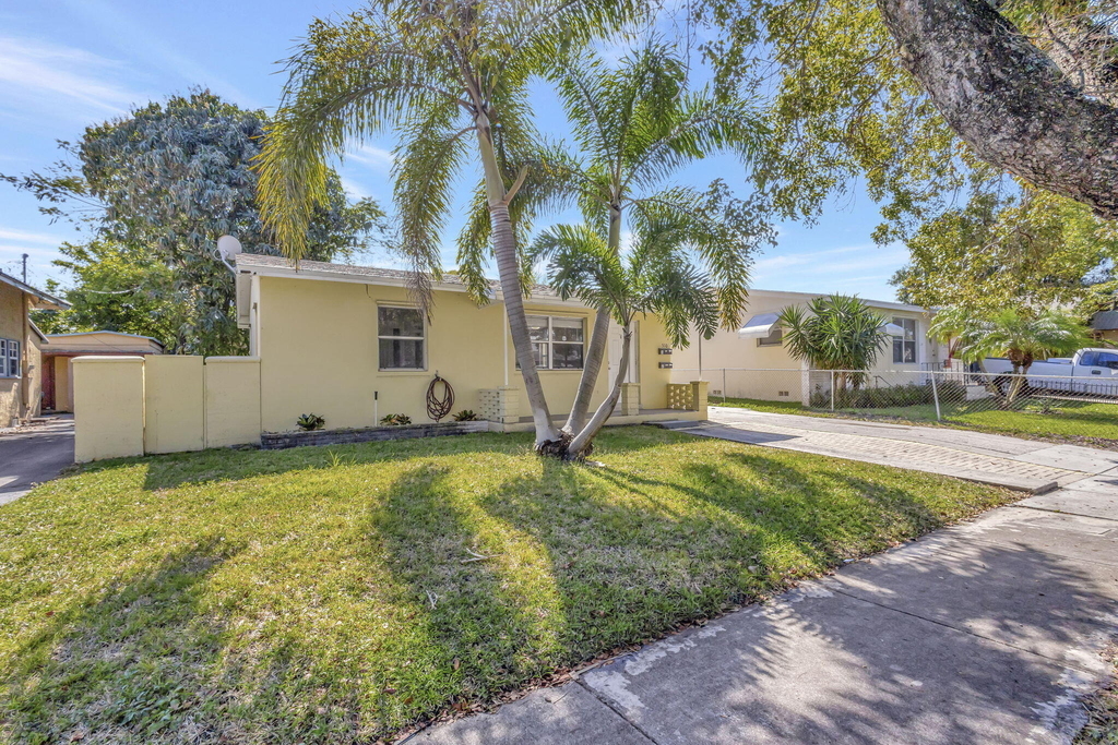 510 48th Street - Photo 2