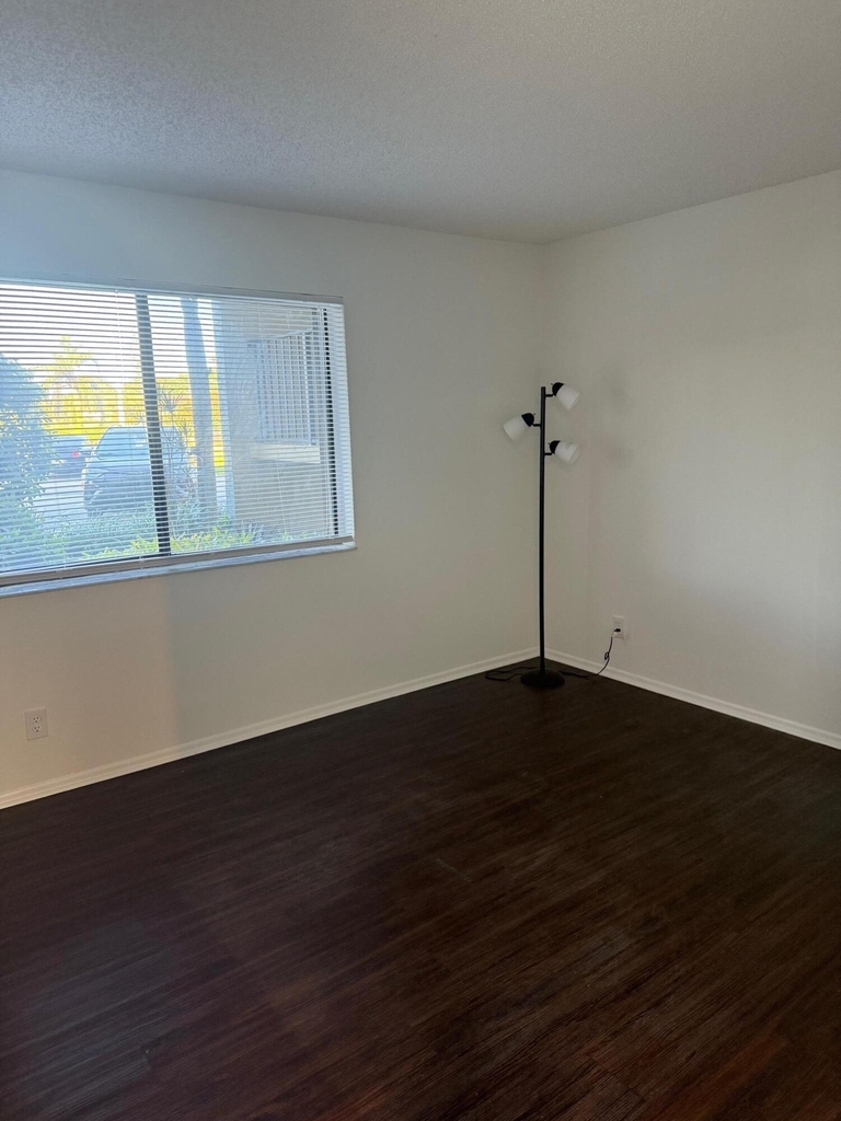 2786 Tennis Club Drive - Photo 21