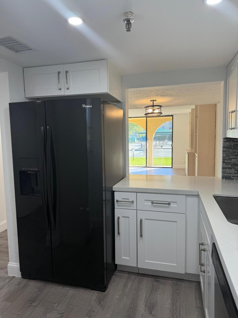 2786 Tennis Club Drive - Photo 6