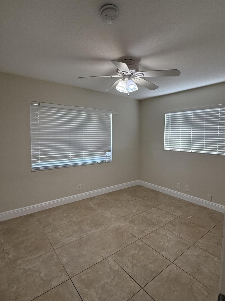 7302 Nw 57th Court - Photo 4