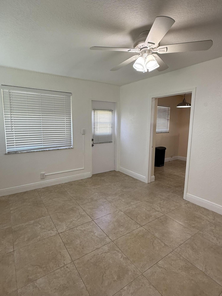 7302 Nw 57th Court - Photo 6