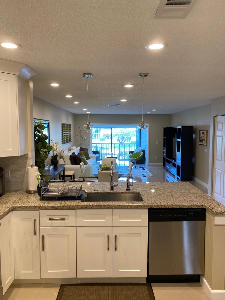 9285 Vista Del Lago - Photo 2