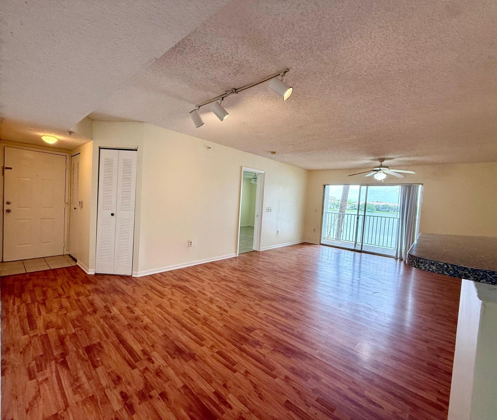 5065 Wiles Road - Photo 13