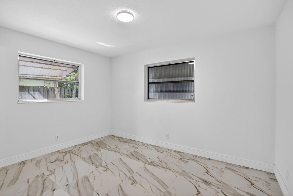 5731 Ne 17th Terrace - Photo 14