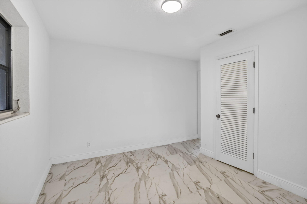 5731 Ne 17th Terrace - Photo 16