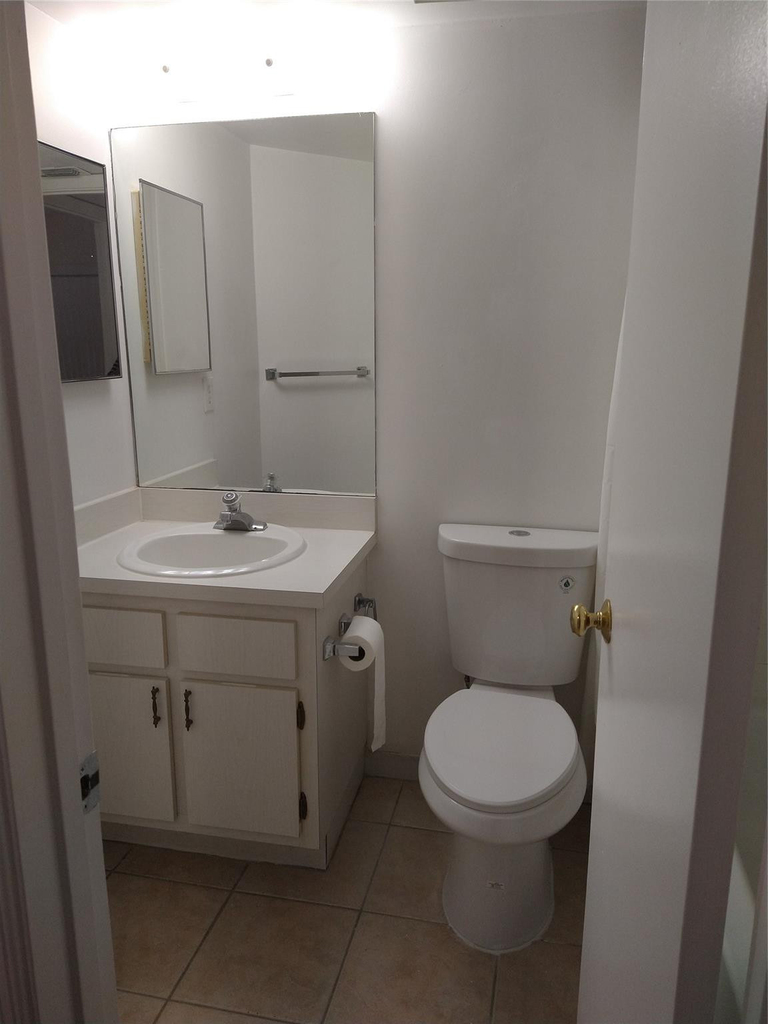 8850 Royal Palm Boulevard - Photo 8