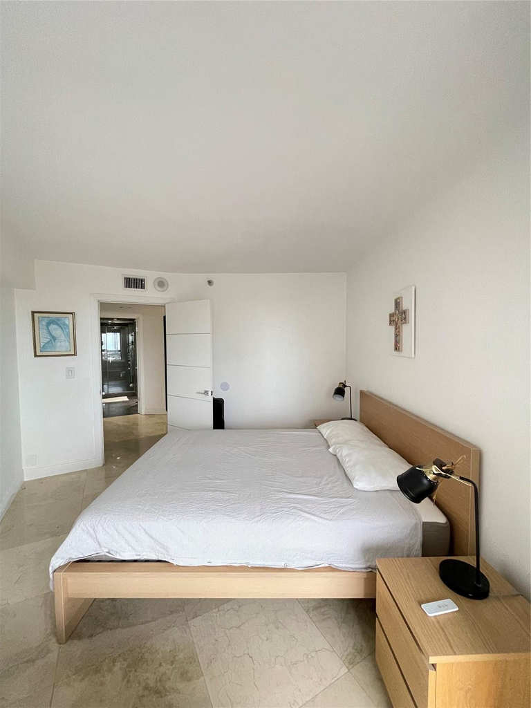 19101 Ne 36th Place - Photo 10