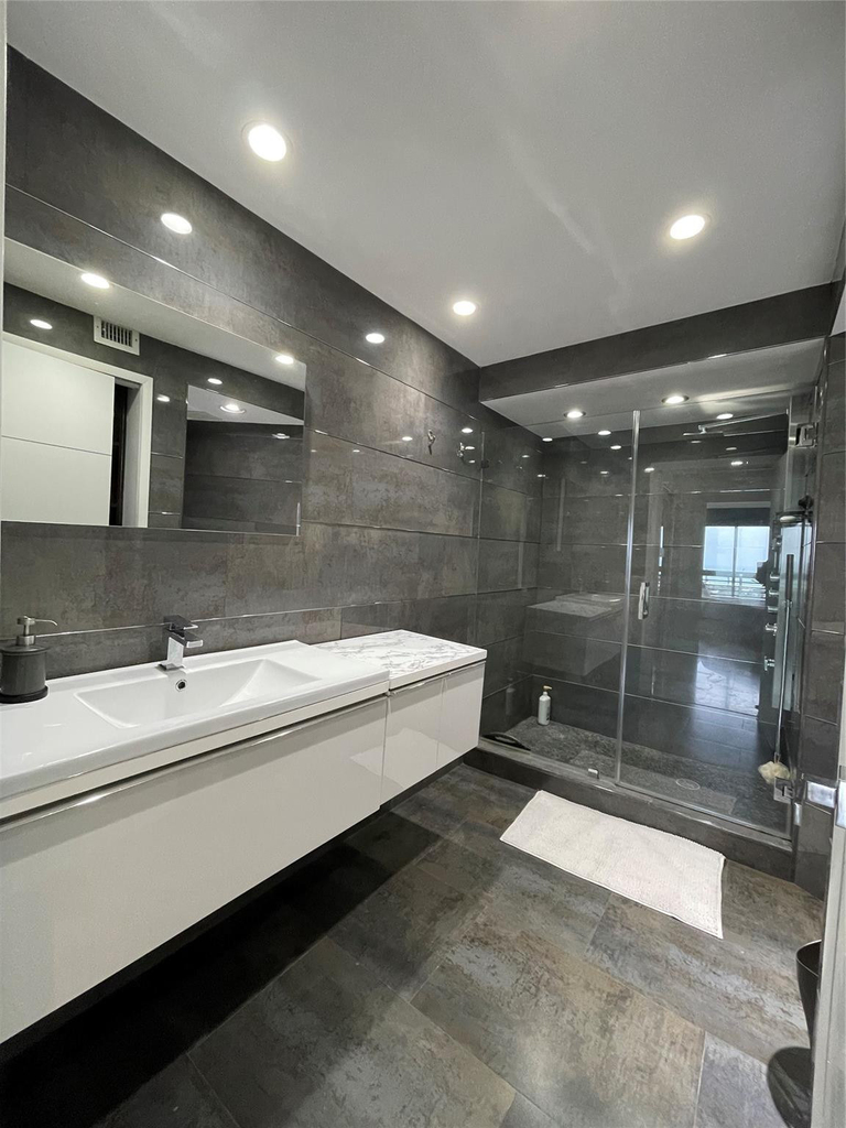 19101 Ne 36th Place - Photo 13