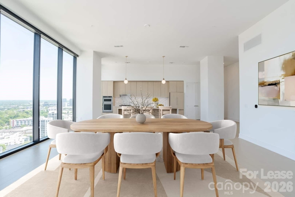 2161 Hawkins Street - Photo 7