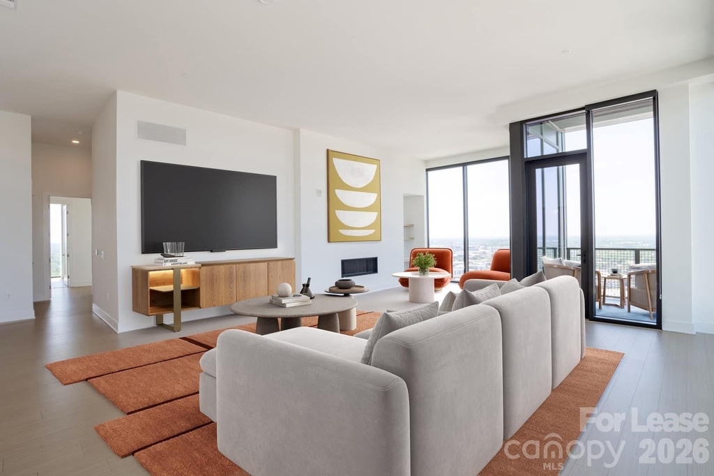 2161 Hawkins Street - Photo 5