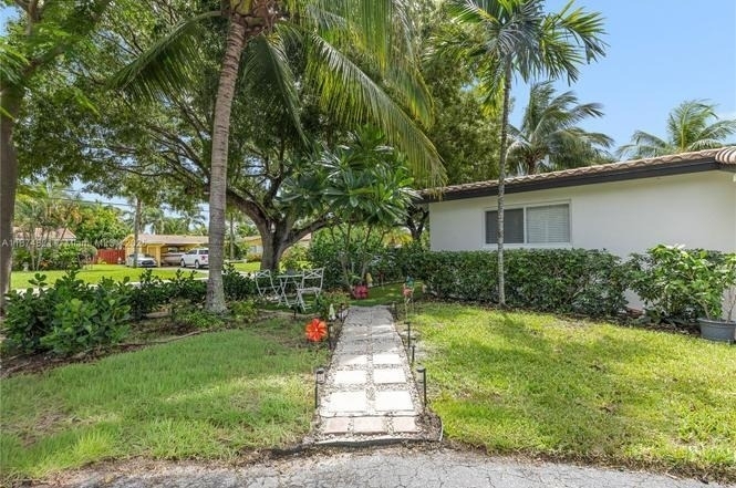 1116 Se 13th Court - Photo 35
