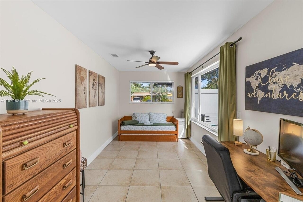 1116 Se 13th Court - Photo 26