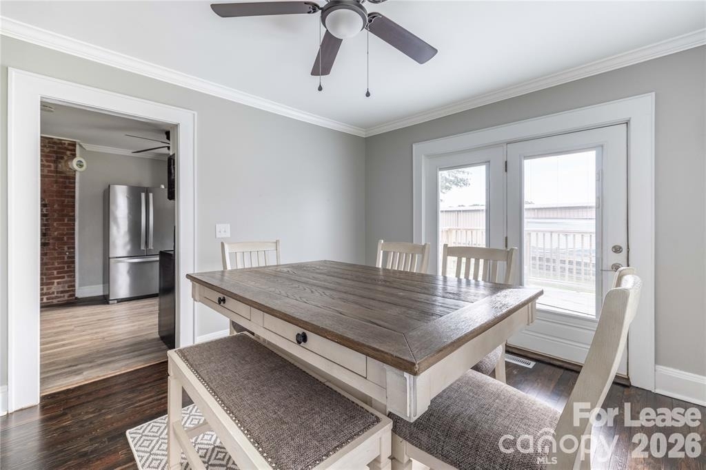 123 E 2nd Street - Photo 7